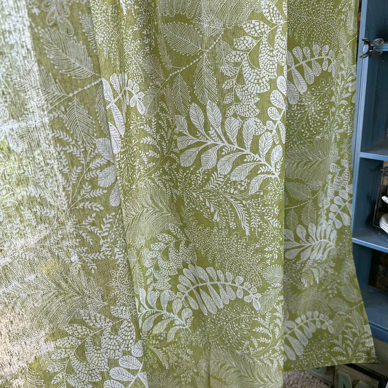 Rèm vải linen thô màu xanh in họa tiết nổi bật