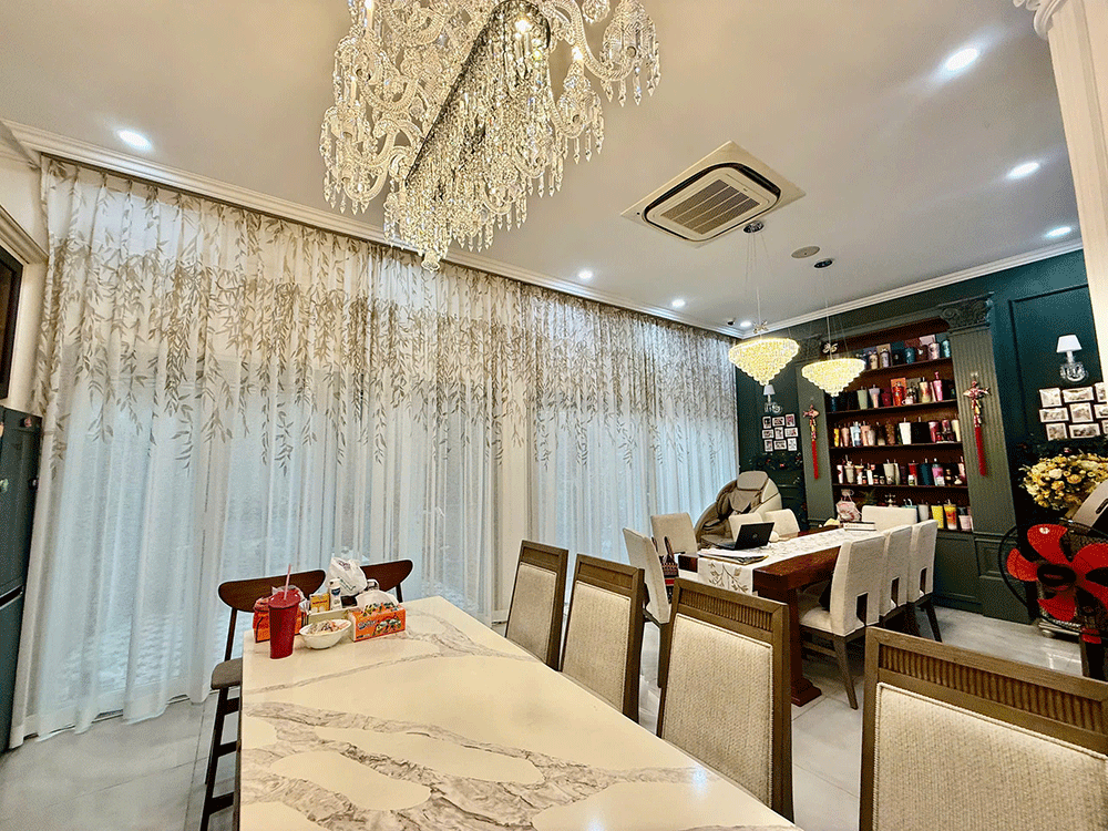 Voan lụa in họa tiết dây leo mềm mại