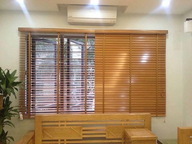 Rèm cửa phòng khách giá rẻ và đẹp 5 Rèm gỗ cho cửa sổ phòng khách
