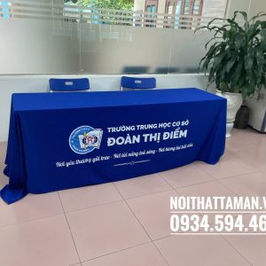 In logo khăn trải bàn cho trường học