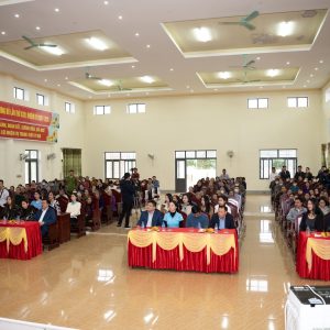 Khan trai ban hoi nghi co yem