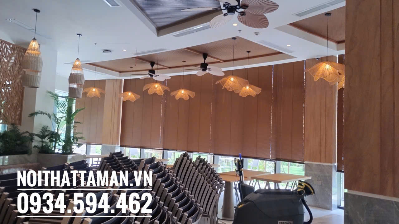 Hoàn thiện lắp đặt rèm sáo nhôm tại khách sạn Aquamarine Cam Ranh - Khánh Hòa 2 Rèm sáo nhôm màu gỗ